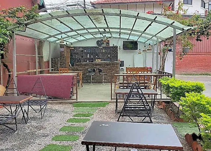 Gauthalii Ghar "the Swallow Home" Hotel